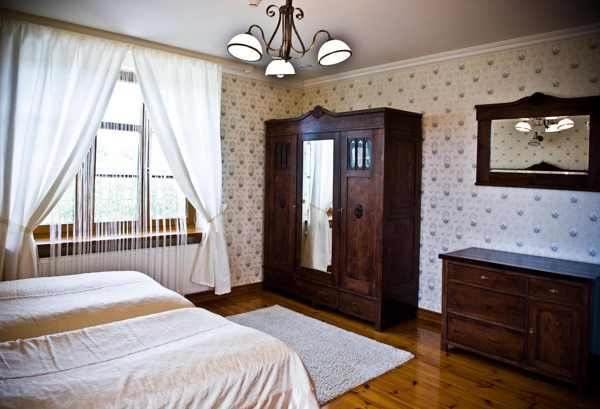 Palac Brzezno & Golf Bed and breakfast Oborniki Śląskie